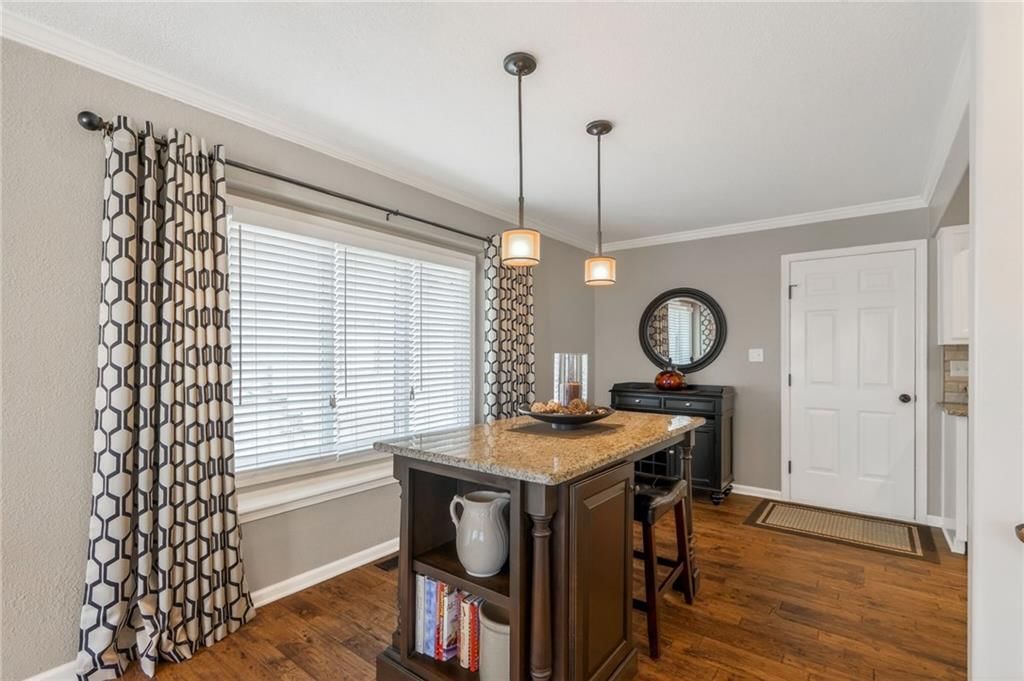 8803 Crysler Avenue — photo 13