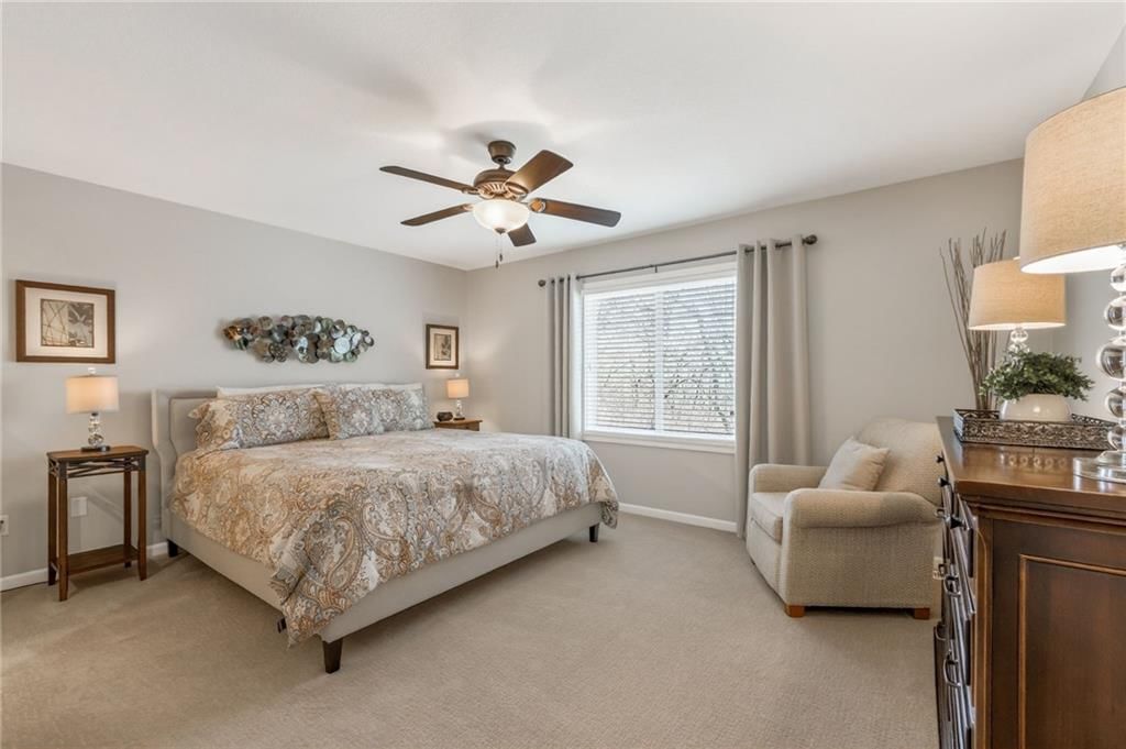 8803 Crysler Avenue — photo 18
