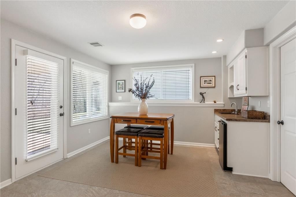 8803 Crysler Avenue — photo 29