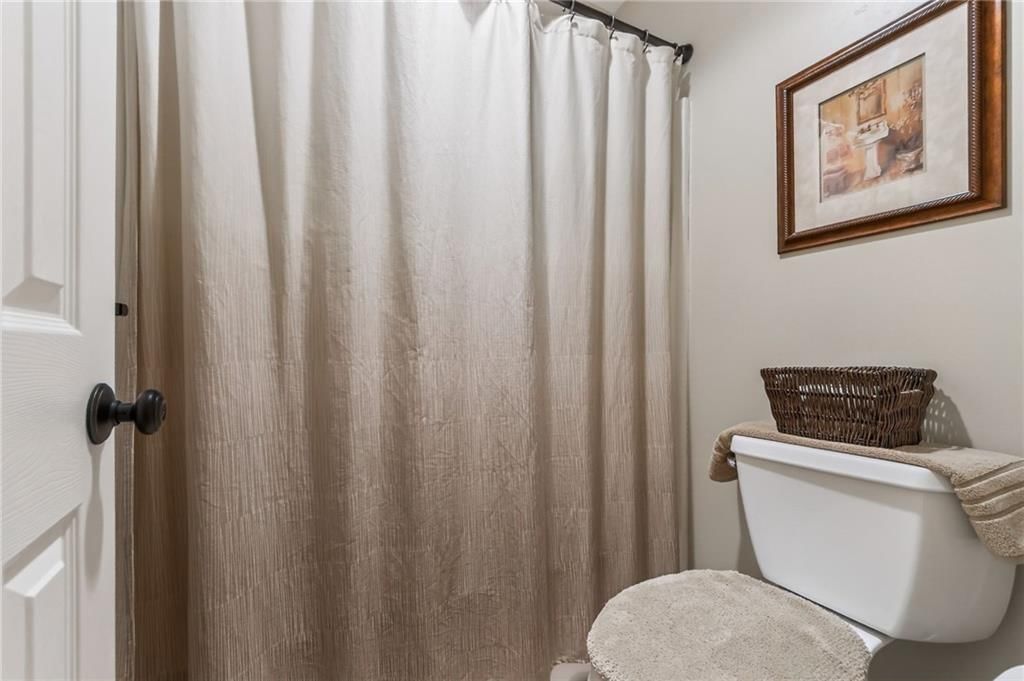 8803 Crysler Avenue — photo 34
