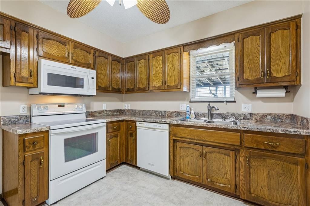 900 Shiloh Court — photo 8