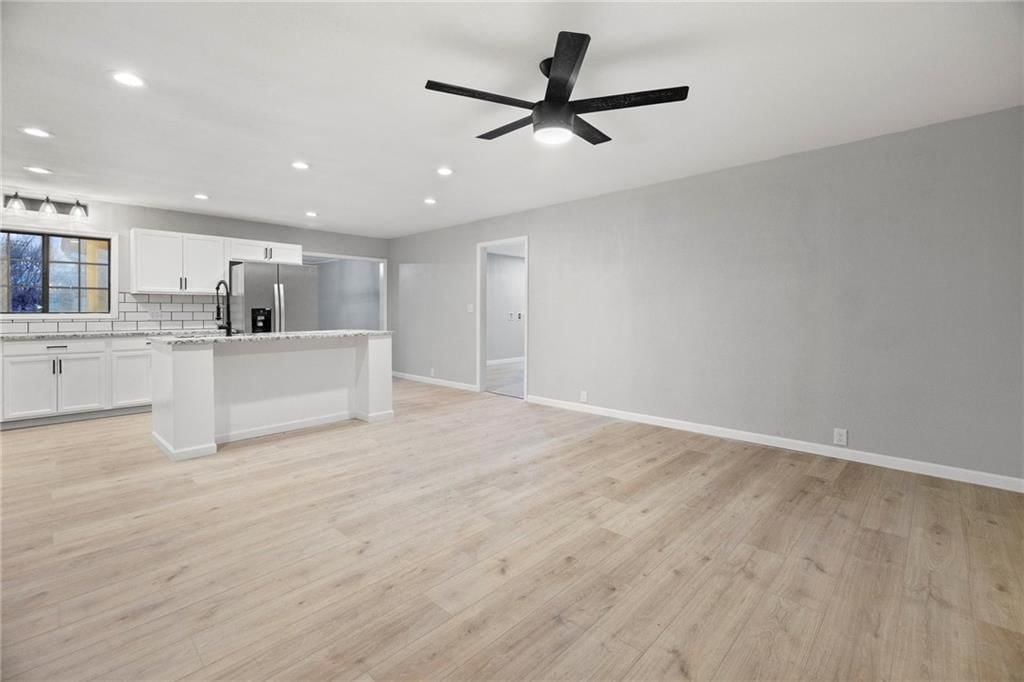 245 N Pine Street — photo 6