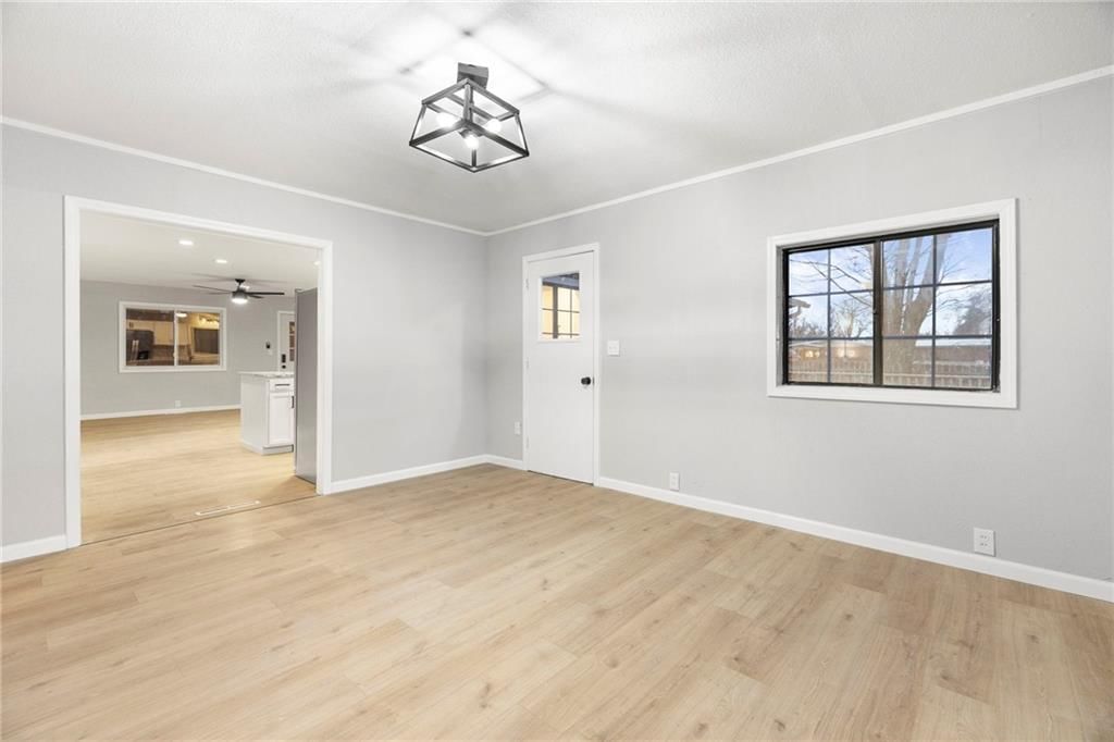 245 N Pine Street — photo 21