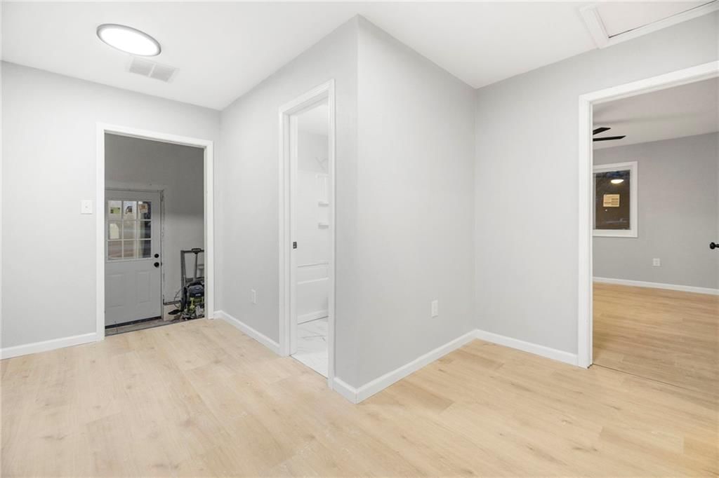 245 N Pine Street — photo 26
