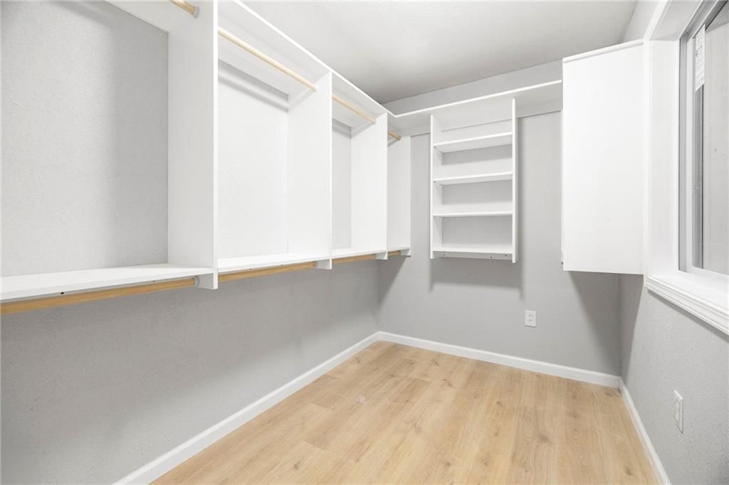 245 N Pine Street — photo 31