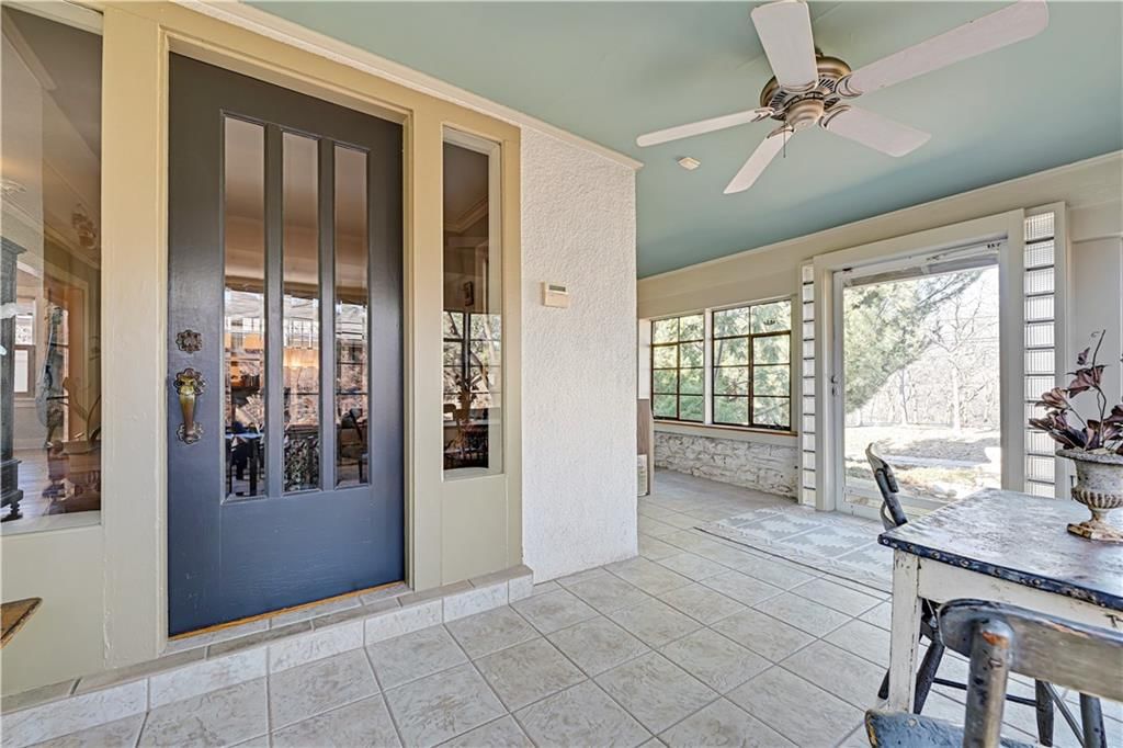 1215 W 37 Street — photo 10