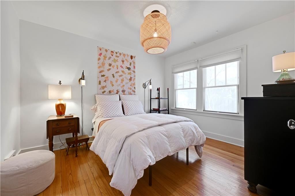 1215 W 37 Street — photo 17