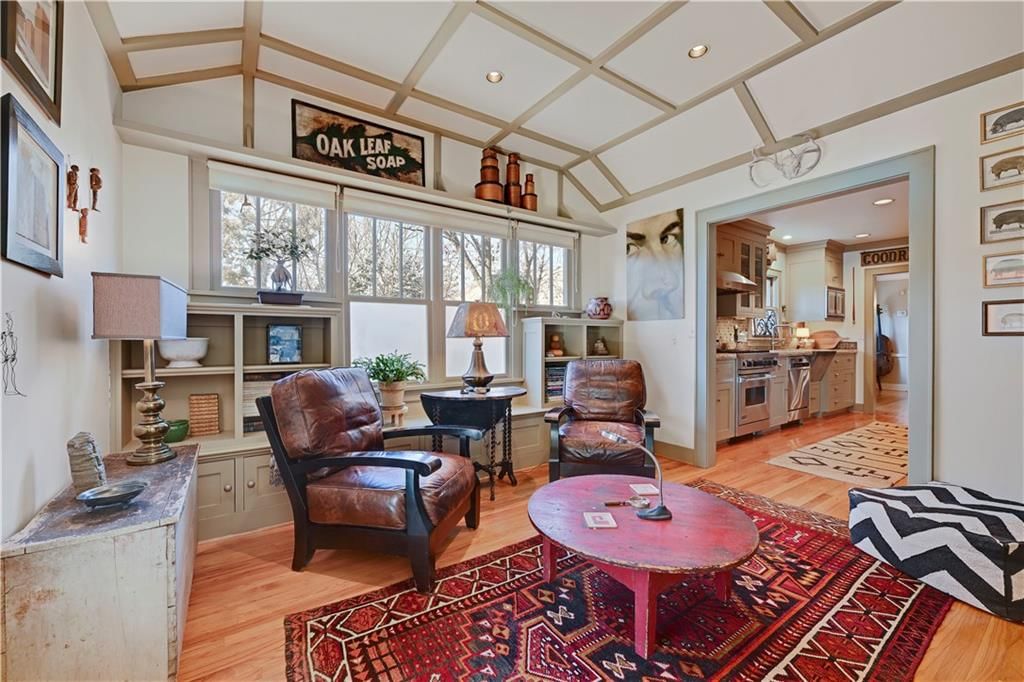 1215 W 37 Street — photo 28