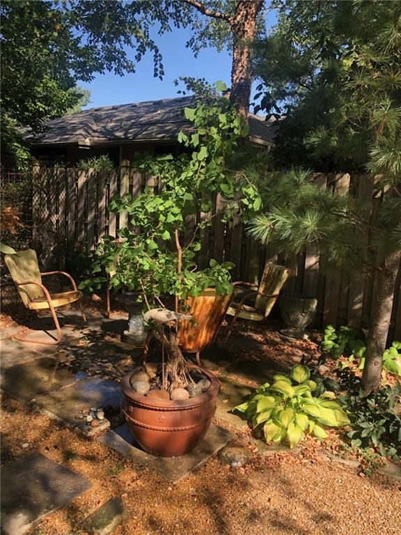 1215 W 37 Street — photo 48