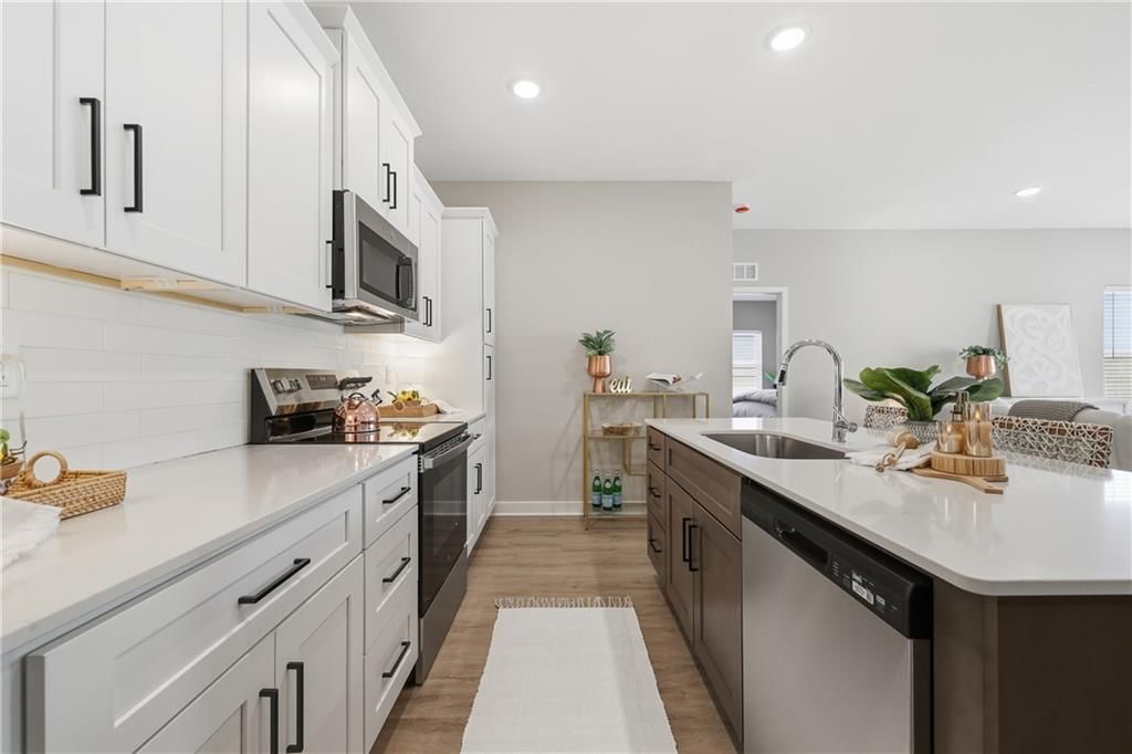 15560 E 47th Terrace — photo 11