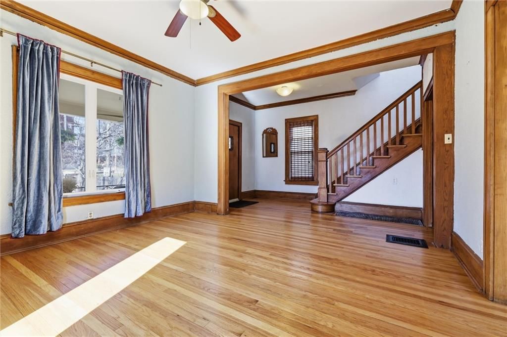 4013 CLARK Avenue — photo 9