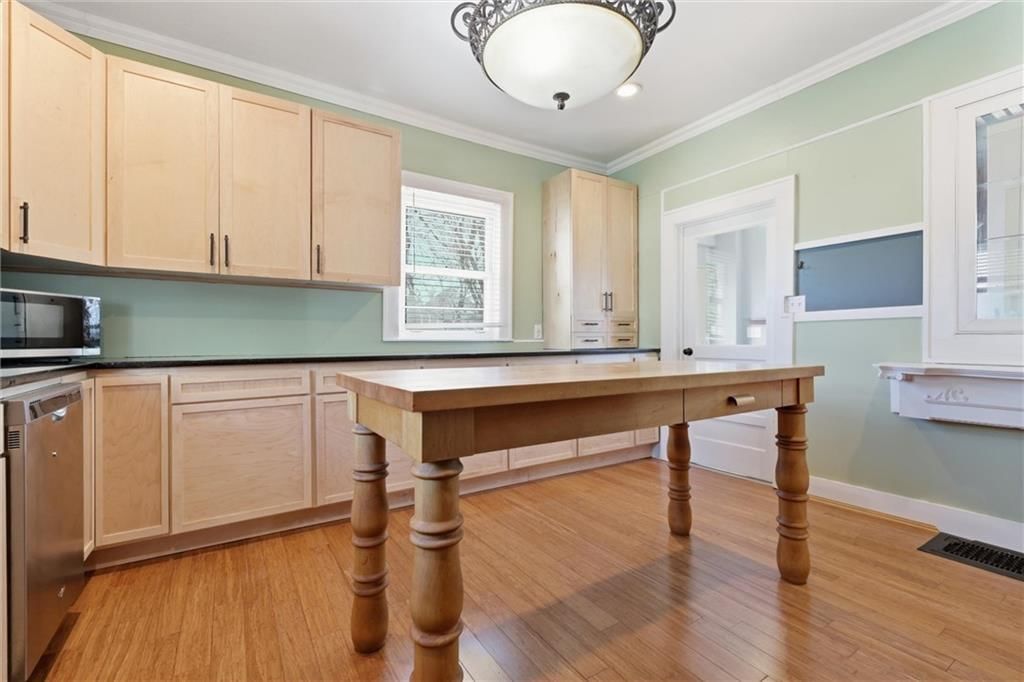 4013 CLARK Avenue — photo 11