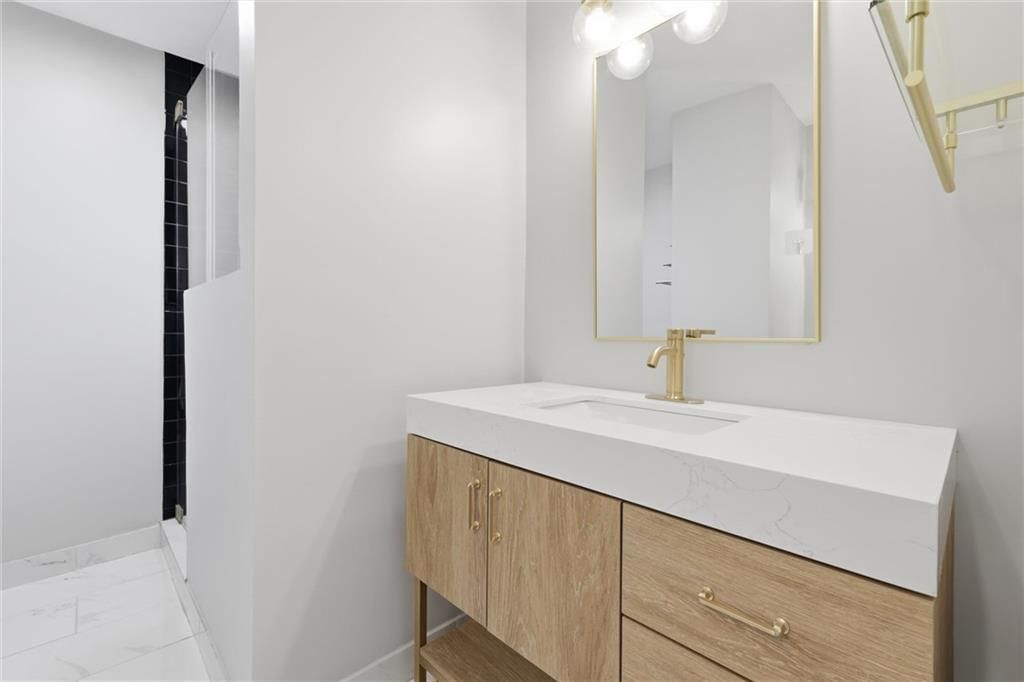 4013 CLARK Avenue — photo 24