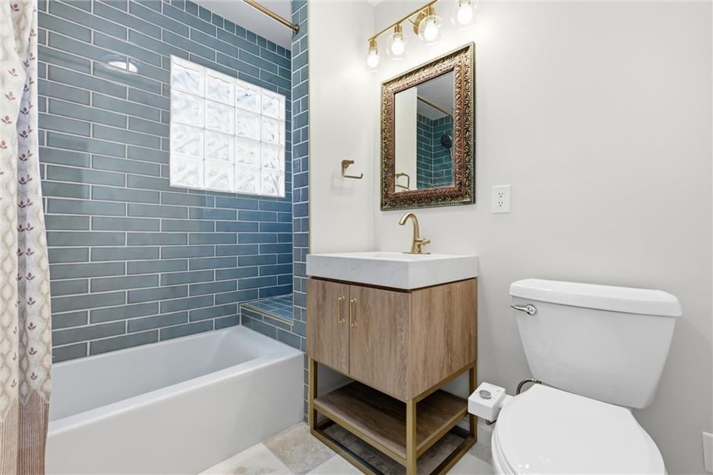 4013 CLARK Avenue — photo 31