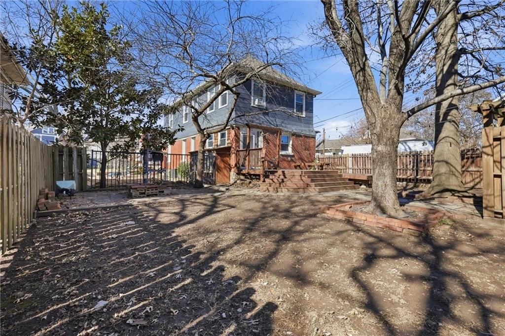 4013 CLARK Avenue — photo 36