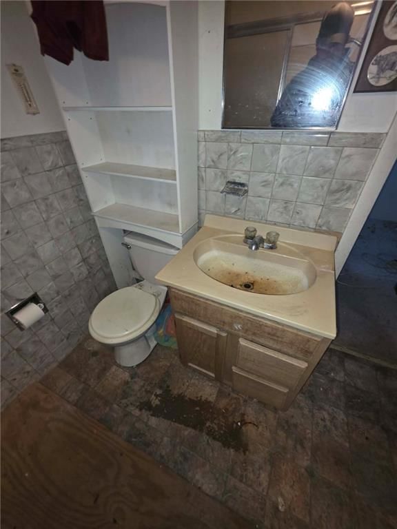 410 W Taft Street — photo 9