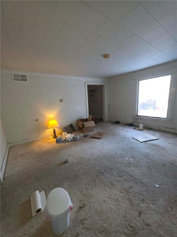 410 W Taft Street — photo 15
