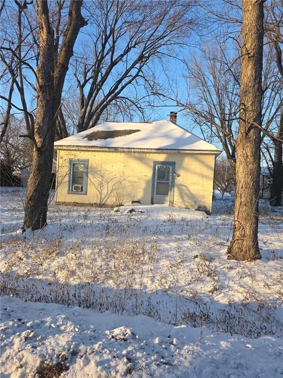 410 W Taft Street — photo 34