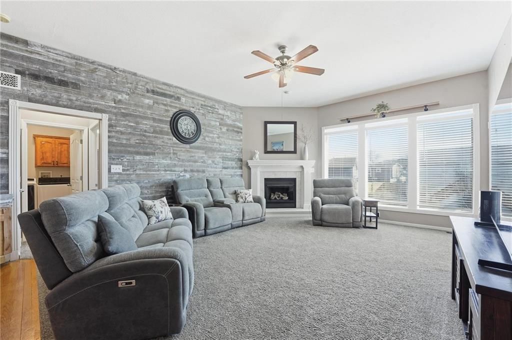 915 N Cochise Drive — photo 4