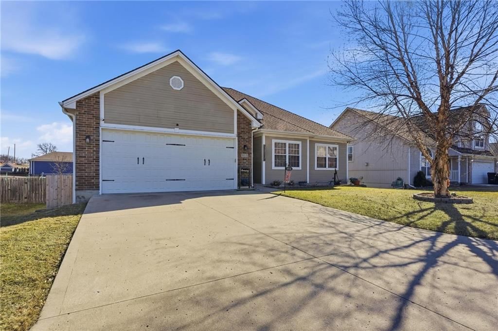 915 N Cochise Drive — photo 44
