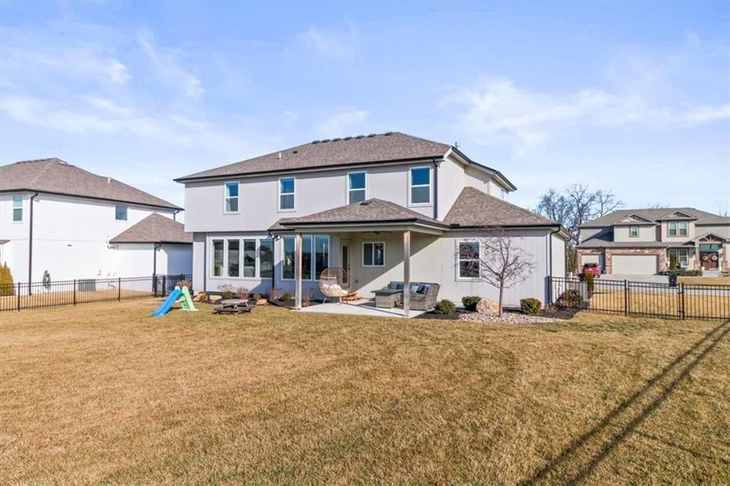 3130 SW Blue Ribbon Street — photo 40