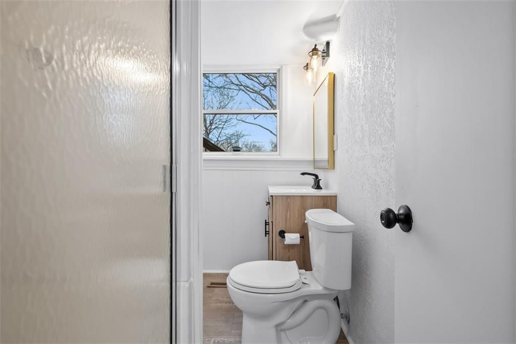 2314 W 74th Street — photo 28