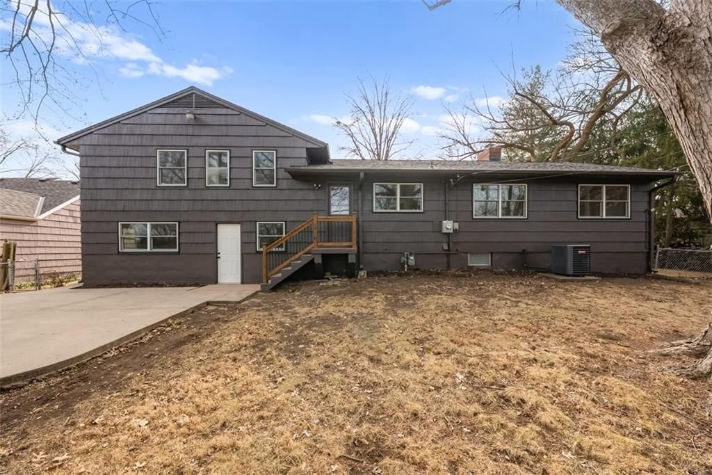 2314 W 74th Street — photo 33