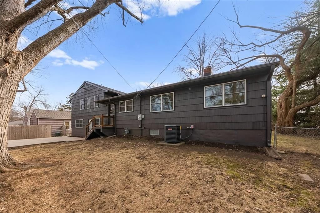 2314 W 74th Street — photo 36