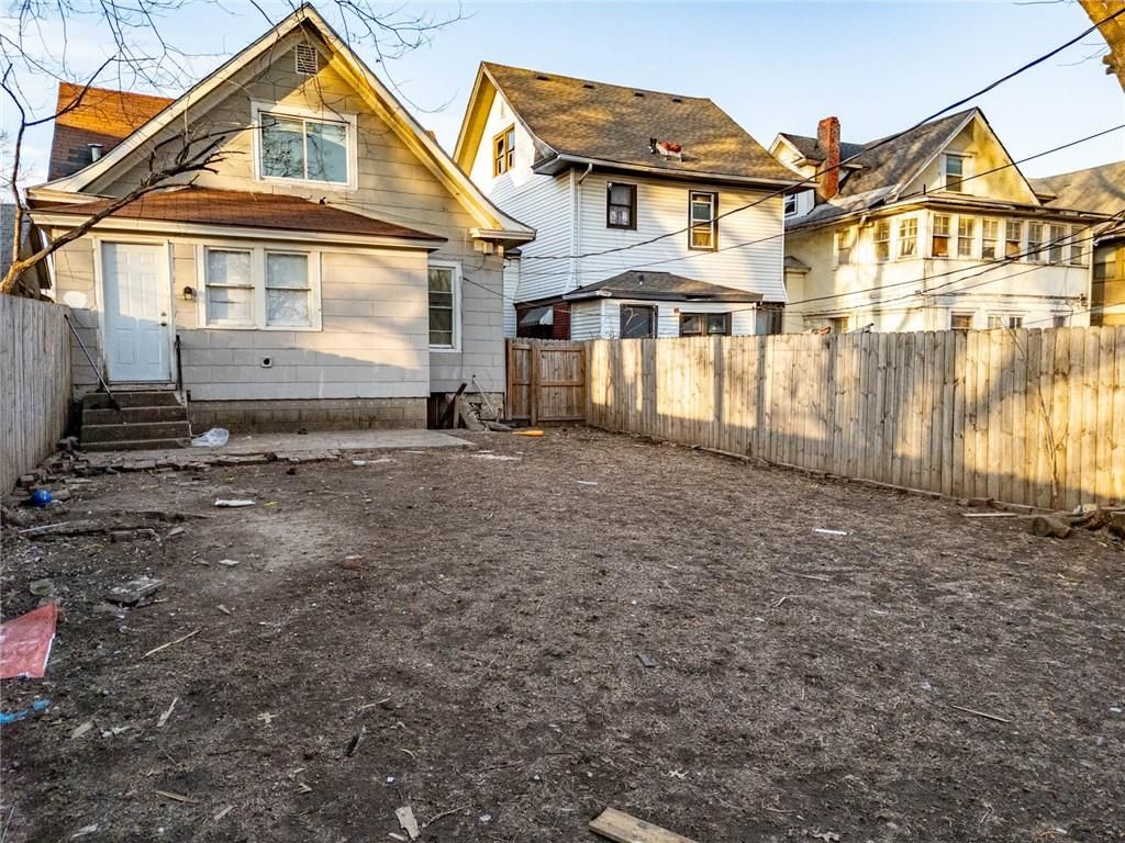 4003 Saint John Avenue — photo 54