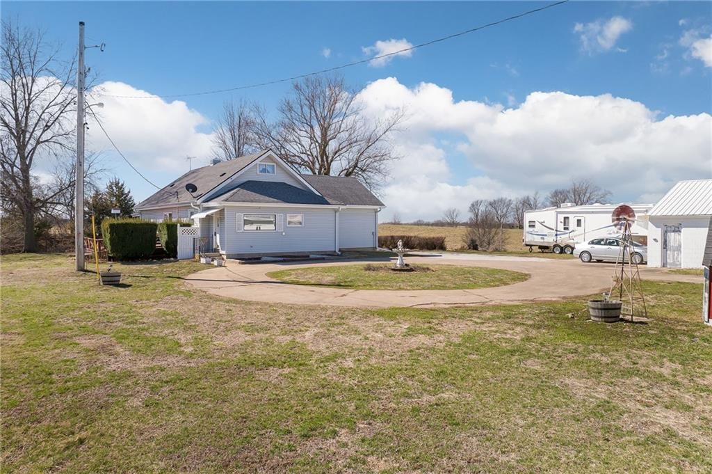 4211 Cunningham Road — photo 48