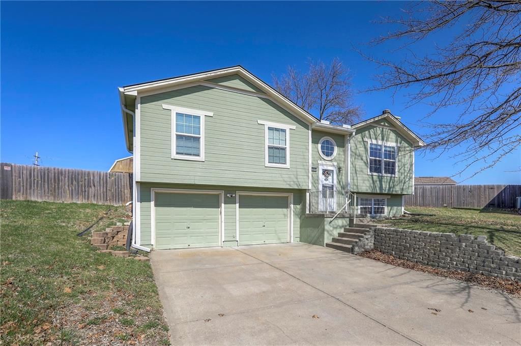 20242 E 17th Street Court N, Independence, MO
