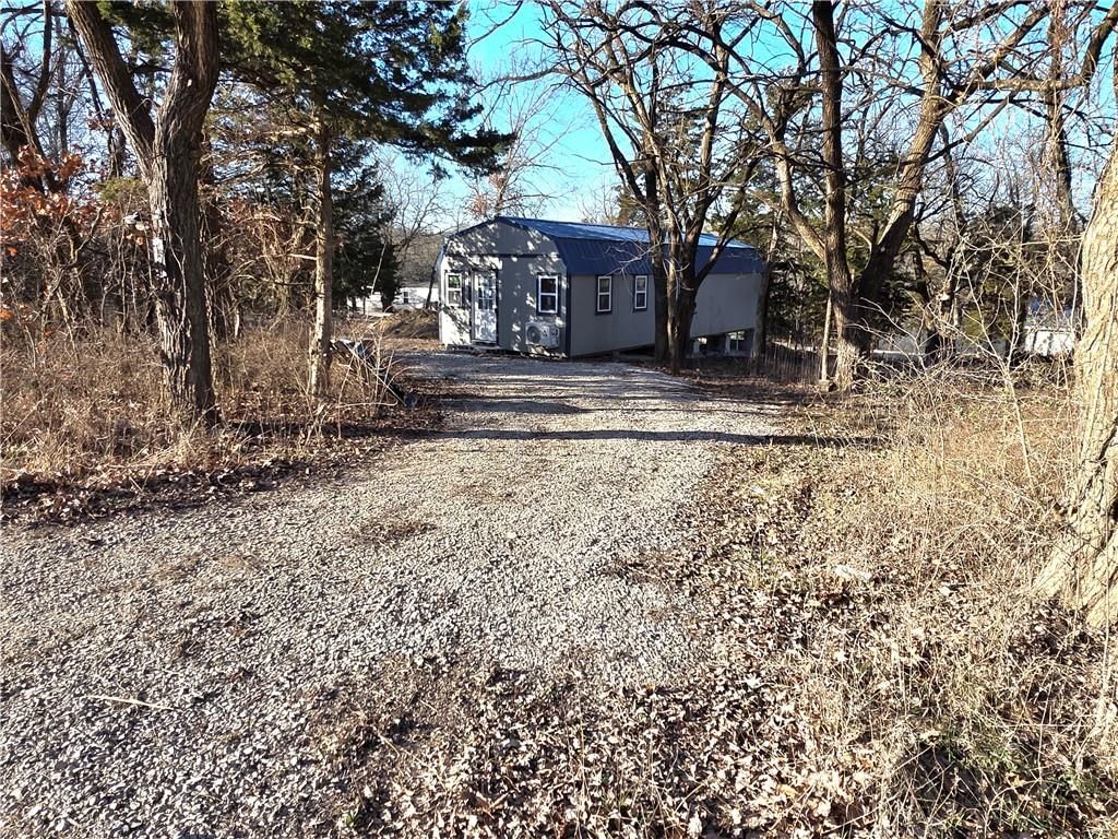 385 E Sugar Lake Drive — photo 3