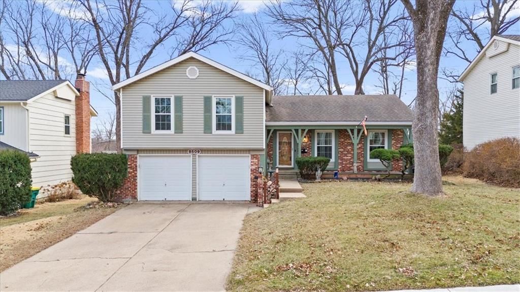 8509 W 90 Terrace, Overland Park, KS