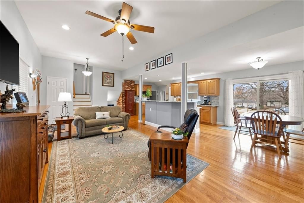 8509 W 90 Terrace — photo 6