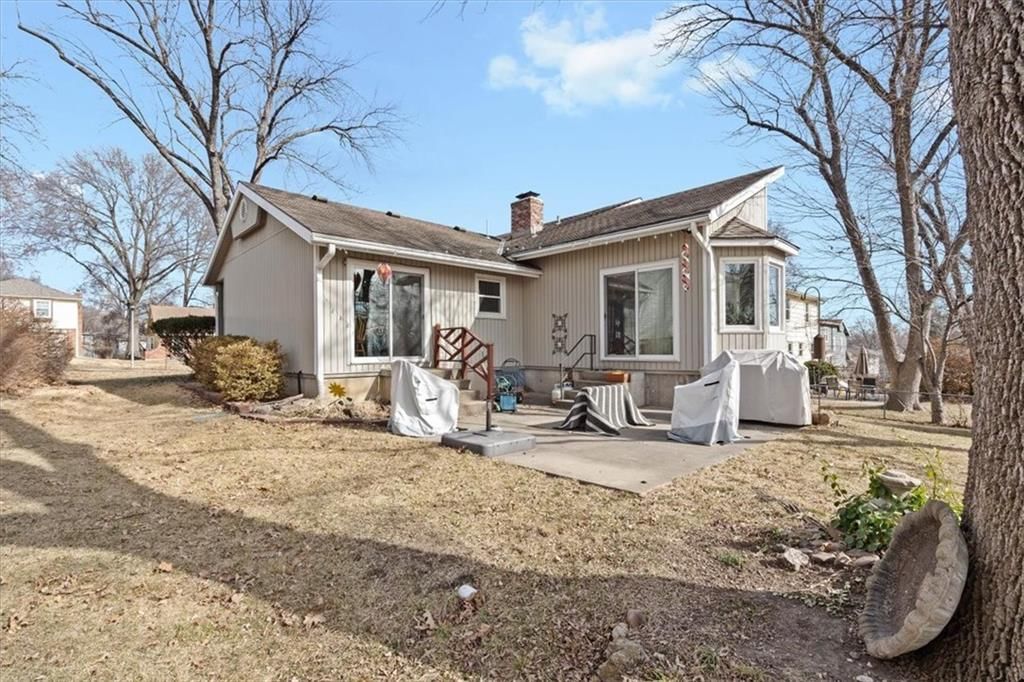 8509 W 90 Terrace — photo 32