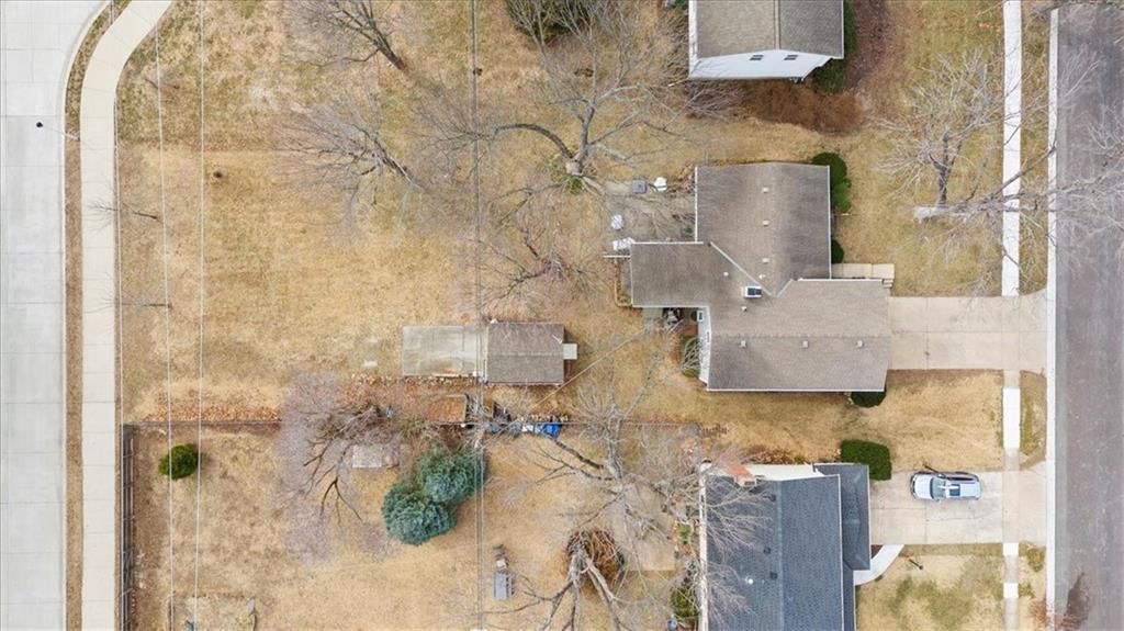 8509 W 90 Terrace — photo 43