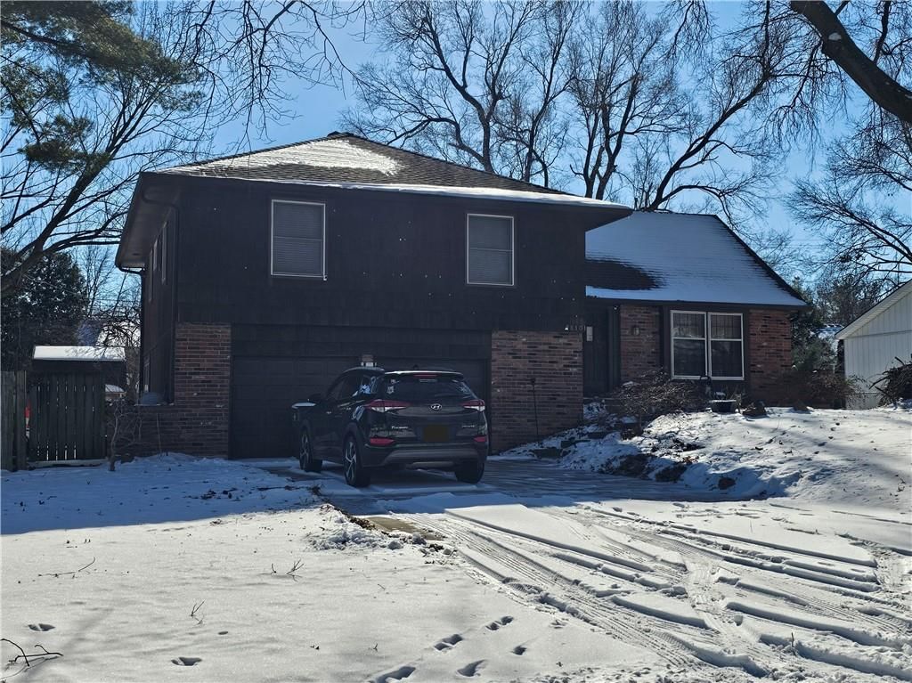8101 W 98th Street, Overland Park, KS