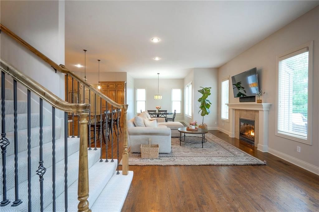 14645 Garnett Street — photo 10