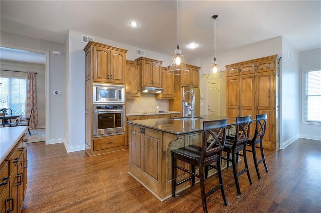 14645 Garnett Street — photo 16