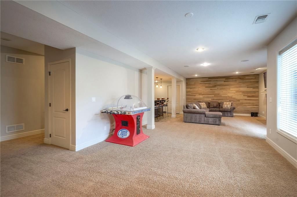 14645 Garnett Street — photo 44