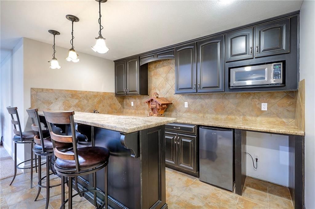 14645 Garnett Street — photo 48