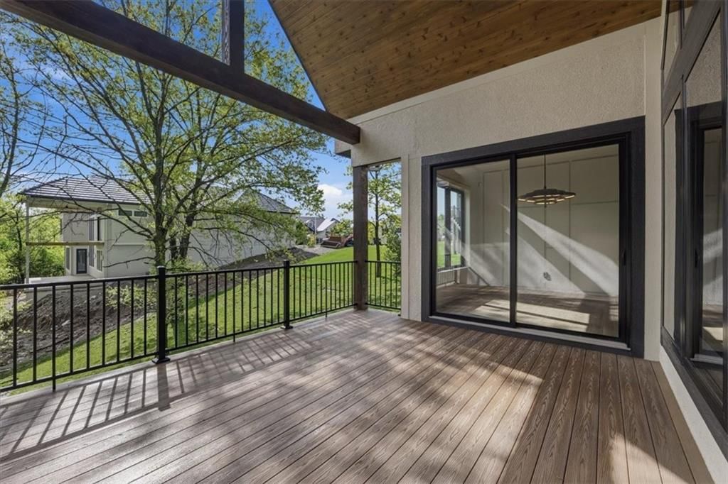 5805 N Revere Avenue — photo 23