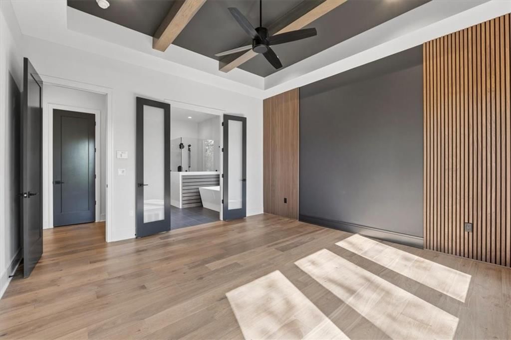 5805 N Revere Avenue — photo 34