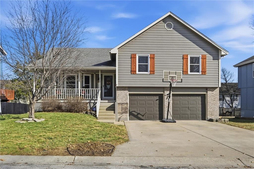 112 NE 6th Street, Blue Springs, MO
