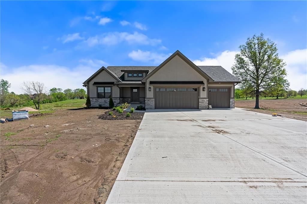 9915 Stockdale Road — photo 3