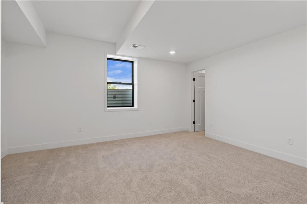 9915 Stockdale Road — photo 41