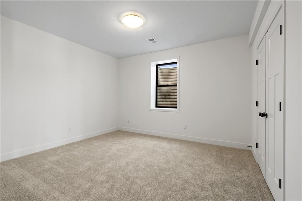 9915 Stockdale Road — photo 45