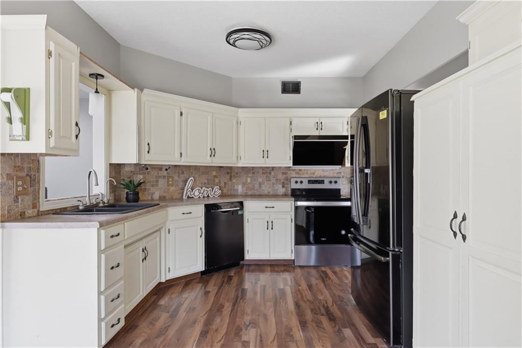 1244 SW Crossing Drive — photo 15