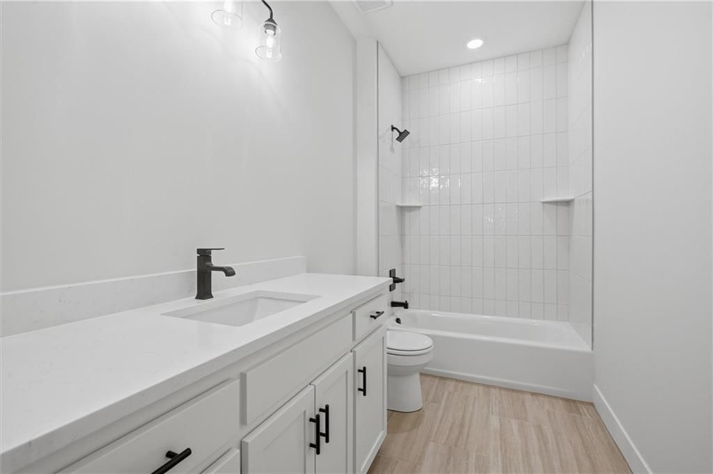 9619 Stockdale Road — photo 35