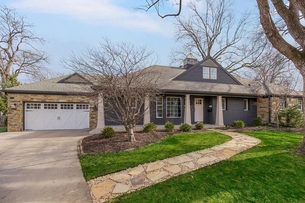 6505 Willow Lane, Mission Hills, KS